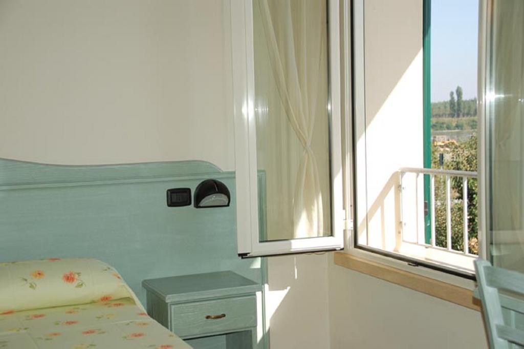Albergo Del Po Viadana Bagian luar foto