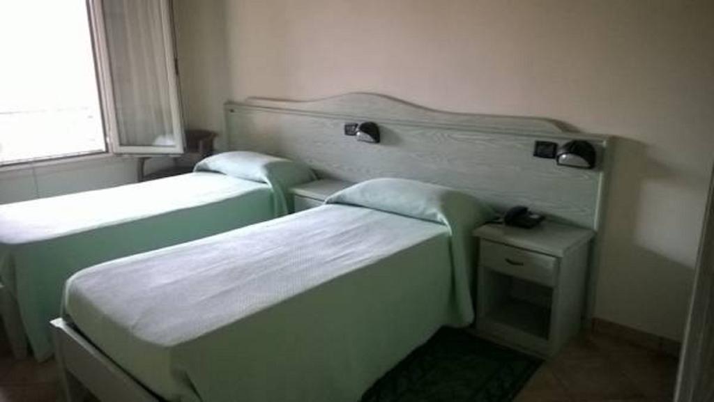 Albergo Del Po Viadana Ruang foto