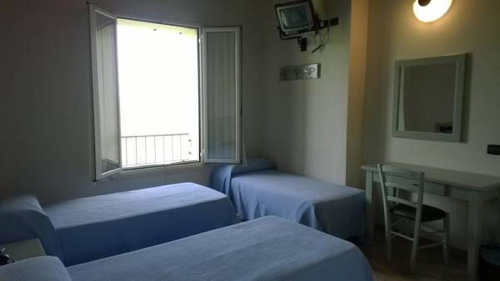 Albergo Del Po Viadana Ruang foto