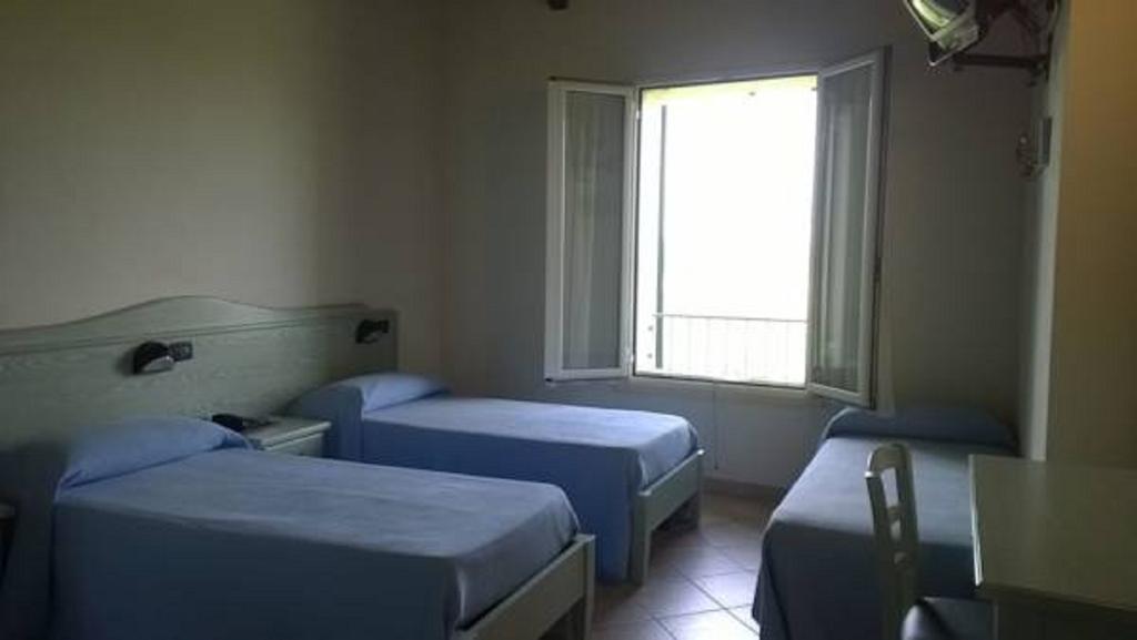 Albergo Del Po Viadana Ruang foto