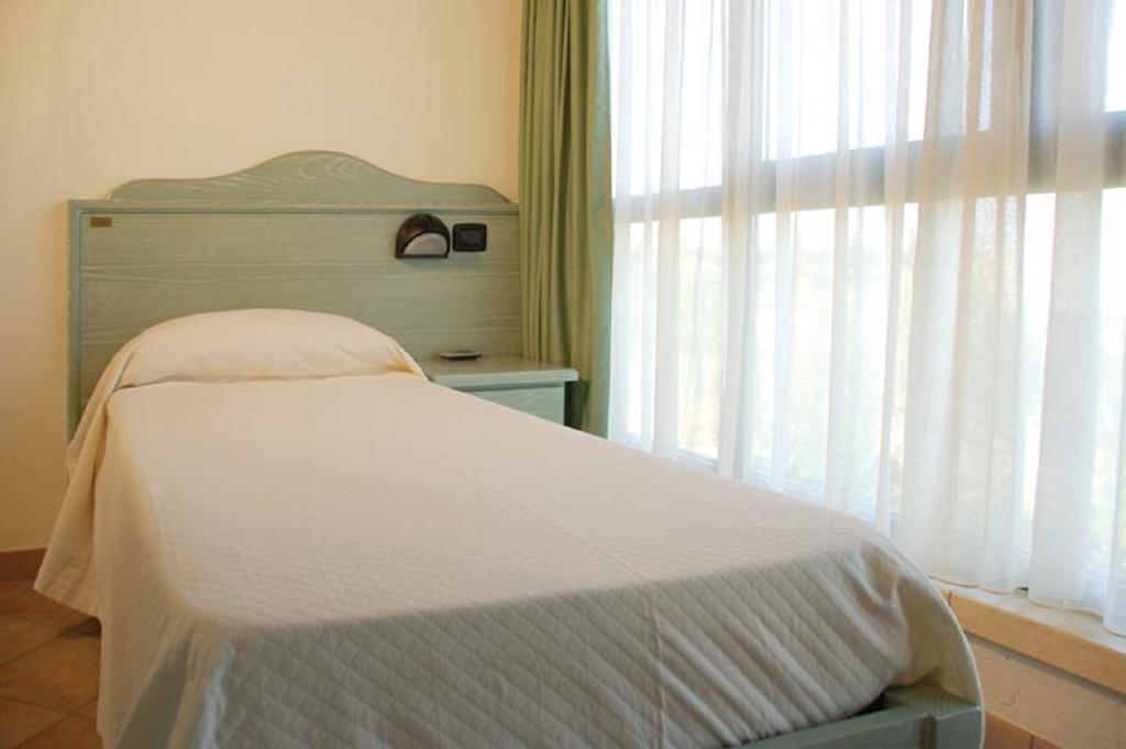 Albergo Del Po Viadana Bagian luar foto